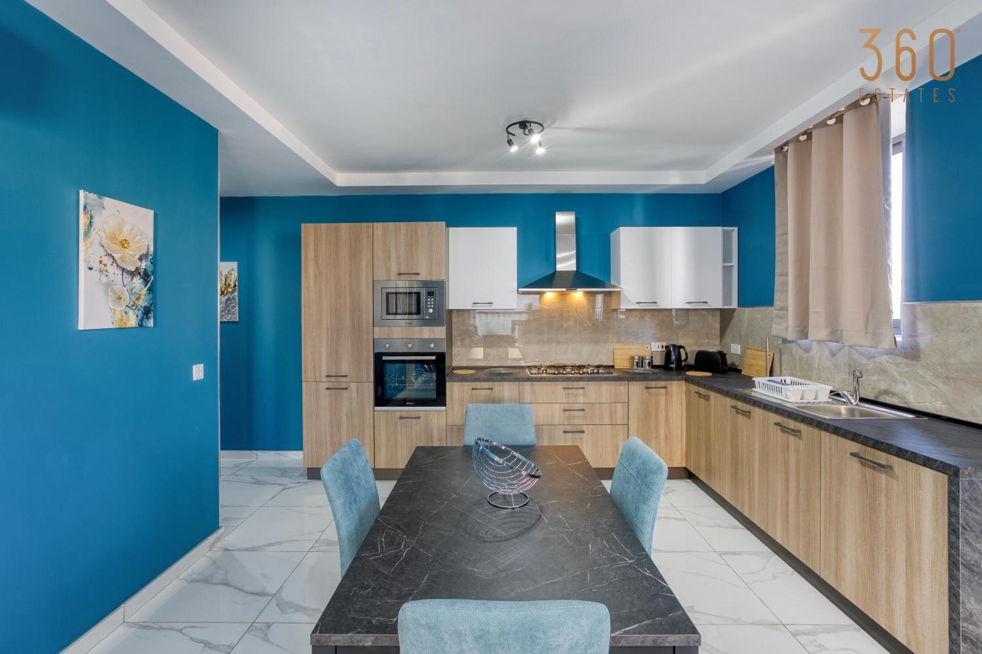 Relaxing 2br With Private Balcony In By 360 Estates